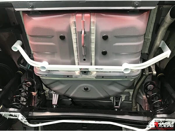 Rozpórka tylna (Rear Torsion Bar) (4215) Ultra Racing Perodua Ativa 1.0T 2WD 21+