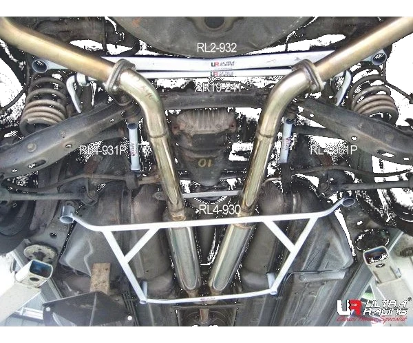 Rozpórka tylna dolna (Rear Lower Brace) 931P Ultra Racing for Lexus GS400 98-00