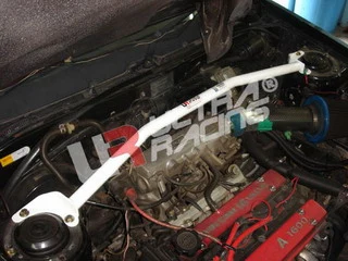 Rozpórka przednia (Front Upper Strut Bar)Ultra Racing Toyota Corolla AE80/82