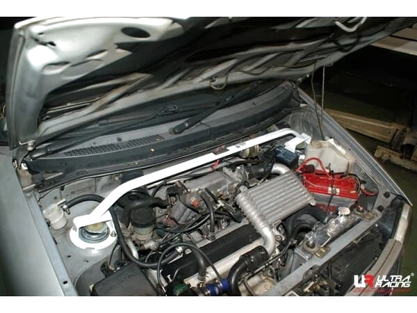 Rozpórka przednia (Front Upper Strut Bar)(064) Ultra Racing Perodua Kancil (L200) 660/850 2WD 94-09/03-06
