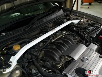 Rozpórka przednia (Front Upper Strut Bar)Ultra Racing Nissan Cefiro 98-03 A33