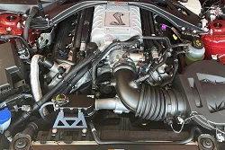 Coolant Tank Kit Ford Mustang 2015+ Radium Engineering