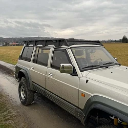 Aluminiowy Bagażnik Dachowy Typ Short z Oświetleniem Wstecznym IOD Performance do Nissan Patrol Y60 SWB