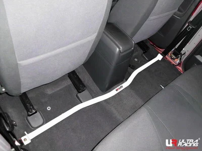 Rozpórka wewnętrzna (Room Bar) Ultra Racing Isuzu D-Max 3.0D 02+
