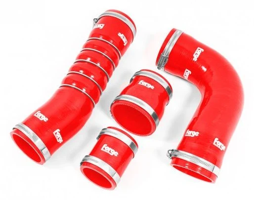 Silikonowy przewód doładowania Forge Motorsport FMKT033.R Audi RS3 8Y 2021+ - FO-FMKT033.R