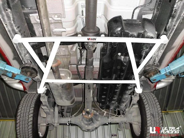 Rozpórka tylna dolna (Rear Lower Brace) 1989 Ultra Racing Ford Ranger T6 2.2D 11+