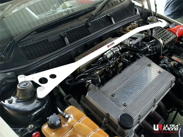 Rozpórka przednia (Front Upper Strut Bar)Ultra Racing Alfa Romeo 155
