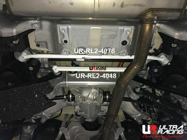 Rozpórka tylna dolna (Rear Lower Bar) (4076) Ultra Racing BMW 7 G11/G30 (730i) 2.0T 2WD 16+