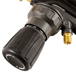 Nuke Performance regulator ciśnienia Air Jack 0-50 BAR