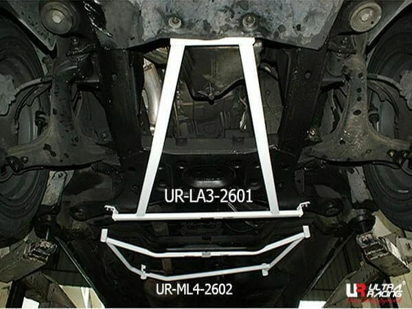 Rozpórka przednia dolna (Front Lower Brace) (2601) Ultra Racing Ssangyong Rodius/Stavic 2.7D 4WD 04-12