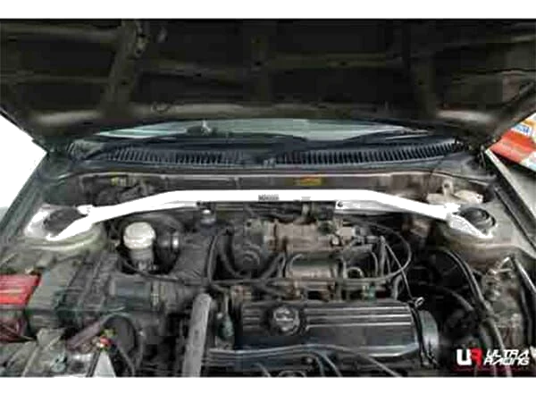 Rozpórka przednia (Front Upper Strut Bar)(058) Ultra Racing Proton Arena 1.5 02-09/Putra 1.8 96-04/Satria 1.3 94-05/Wira 1.5 04-09 2WD