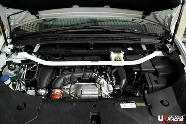 Rozpórka przednia (Front Strut Brace) Ultra Racing Citroen DS5