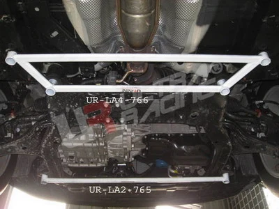 Rozpórka przednia dolna (Front Lower Brace) 766 Ultra Racing Kia Carens 06+