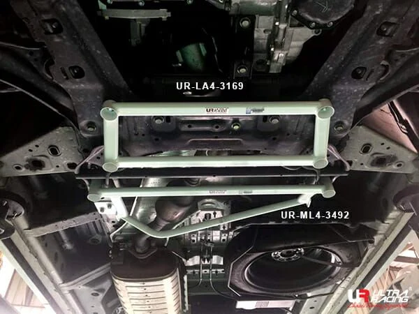 Rozpórka środkowa (Mid Lower Brace) (3492) Ultra Racing Nissan Serena (C26/C27) 2.0 2WD 10+